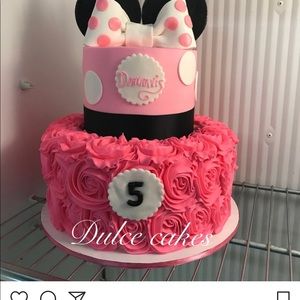 Meet your Posher, Maya